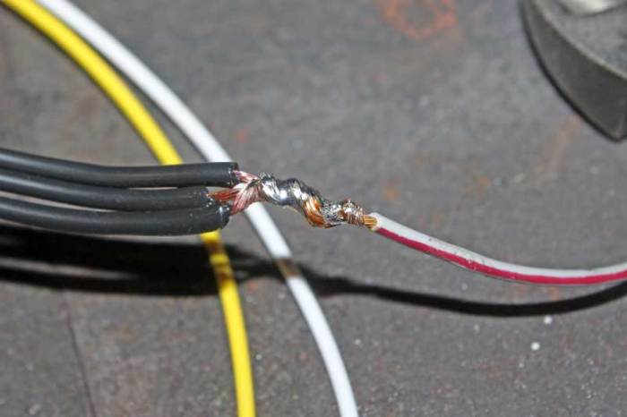 A properly soldered connection will appear